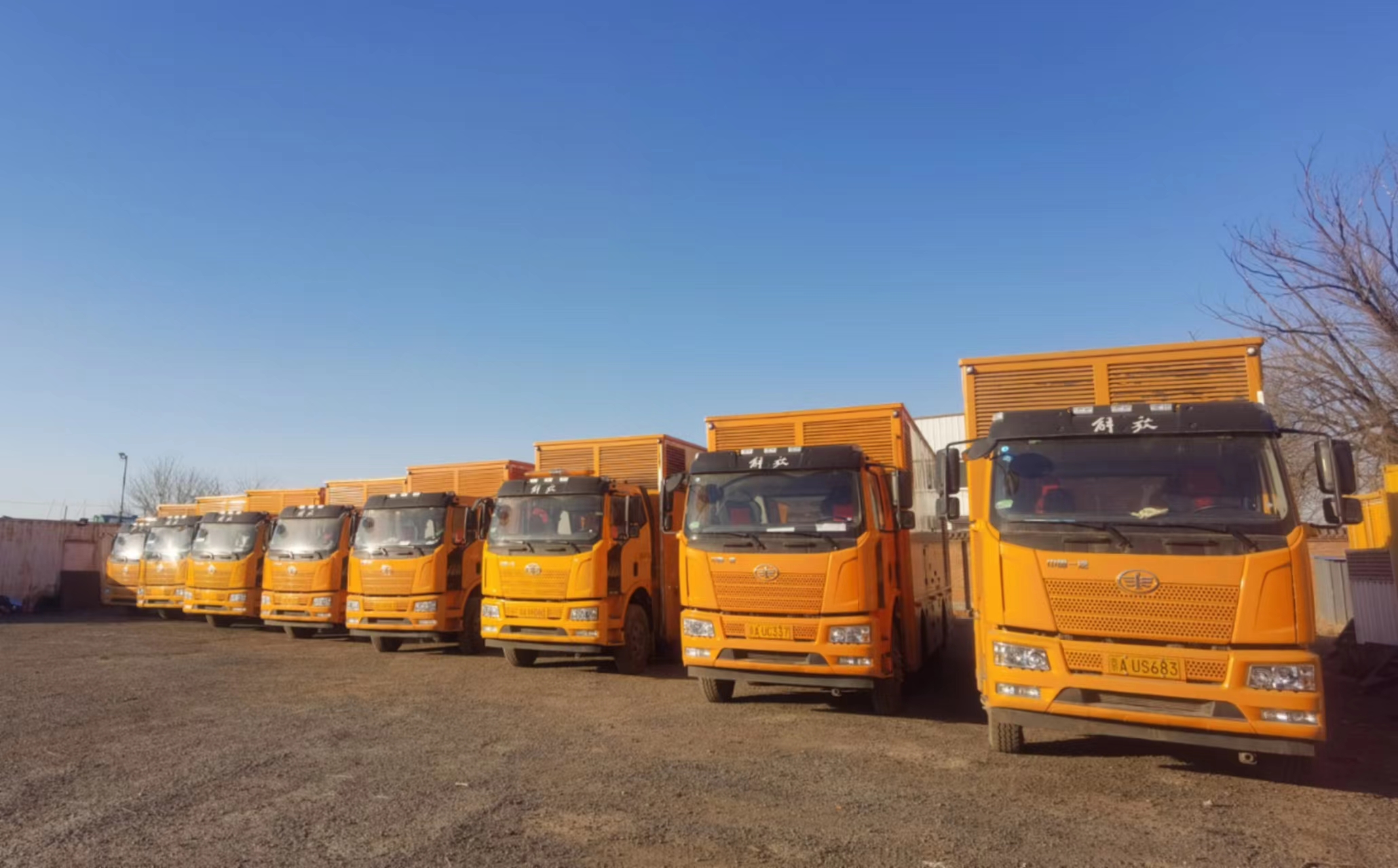 租賃靜音發(fā)電車時(shí)如何評(píng)估設(shè)備的性能