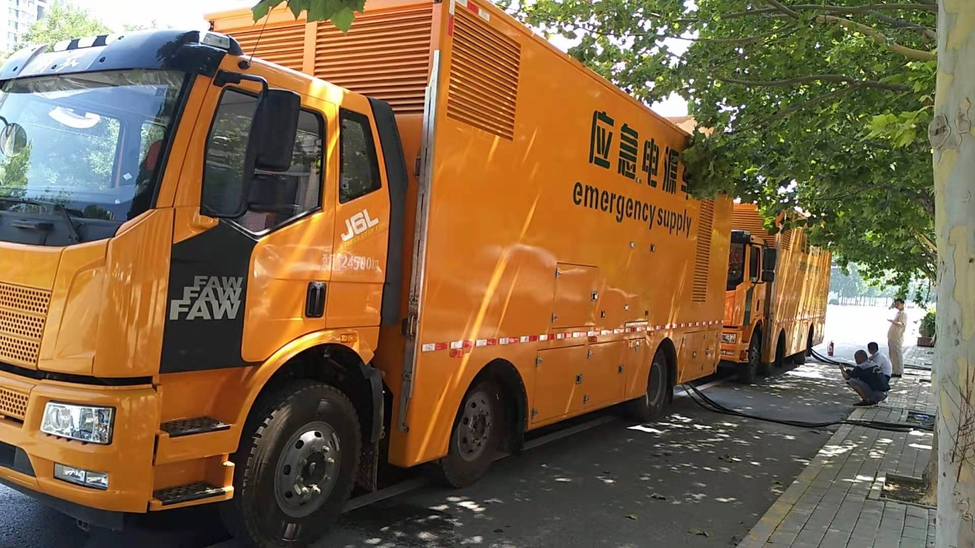 靜音發(fā)電車出租時(shí)如何確保設(shè)備的安全性